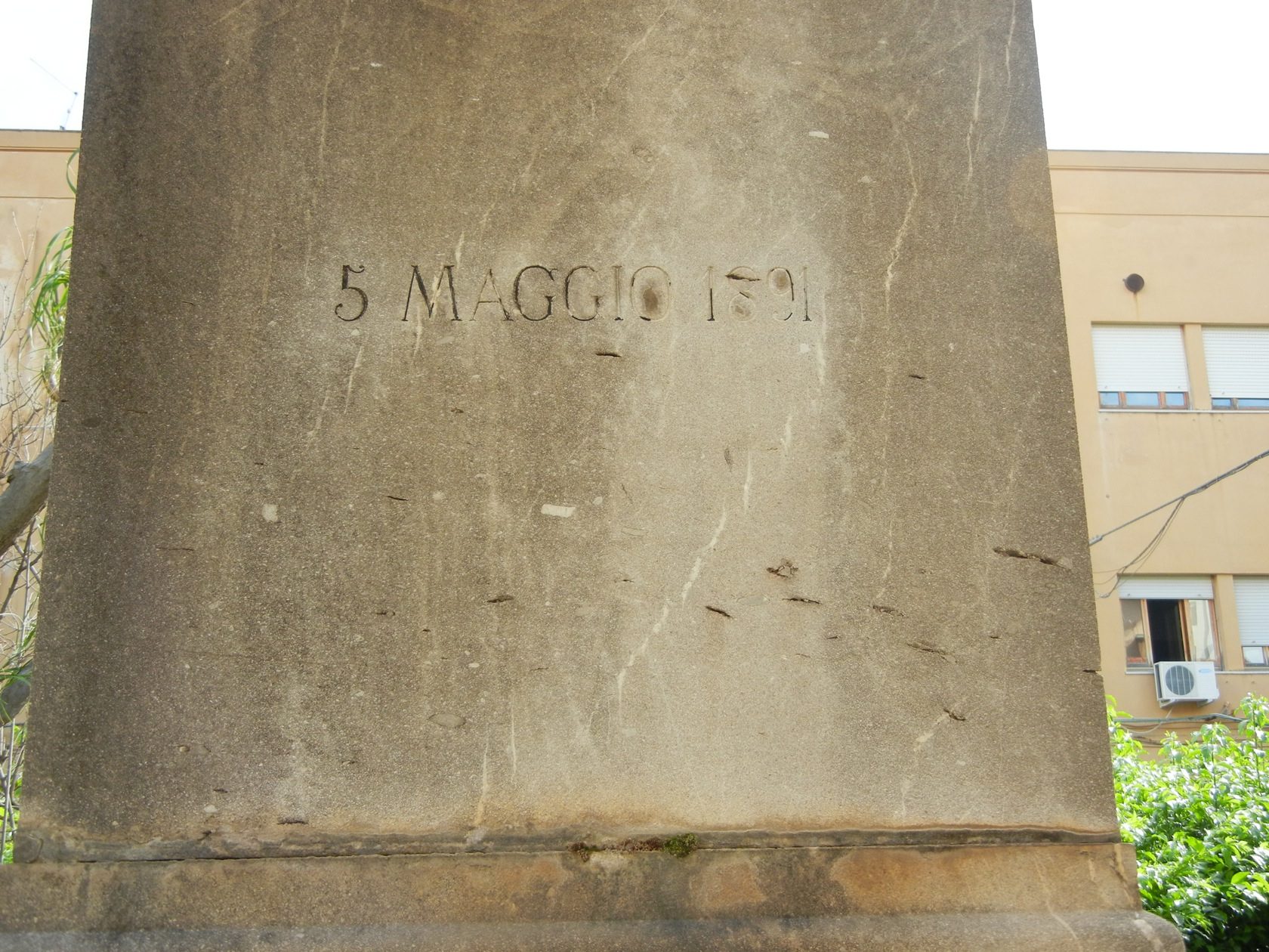Back of statue.JPG
